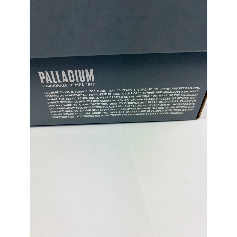 Palladium Pampa Hi Womens 11 Star White Canvas Ankle Combat Boots Lug Sole